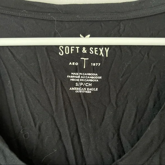 American Eagle Top - Picture 3 of 3